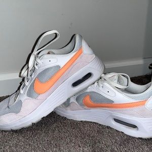 Youth/Womens Nike Sneakers